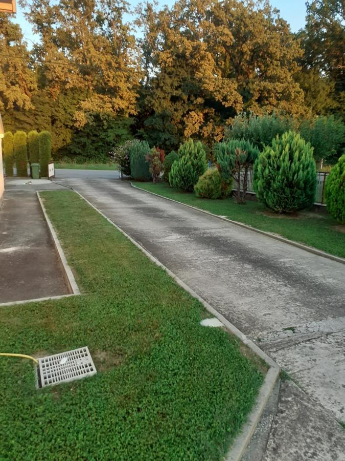 Maja Apartment Velika Gorica Exterior foto
